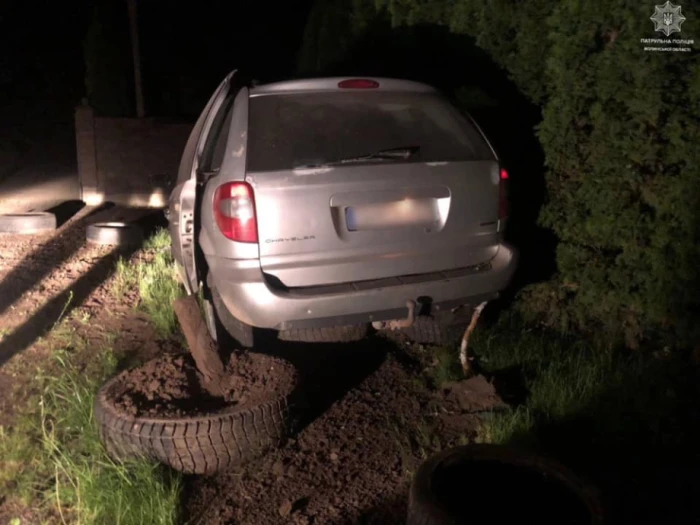 У Тарасовому пʼяний водій потрапив в аварію