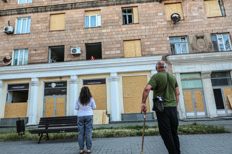 Роботу не припиняємо: квіткова майстерня в Запоріжжі пережила вже третю атаку і продовжує працювати, - ФОТО