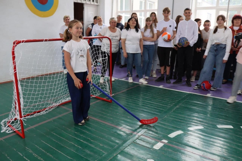 Ірина Борзова передала спортінвентар Браїлівському і Мартинівському ліцеям. ВІДЕО