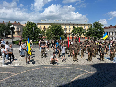 У центрі Чернівців знімають фільм  про Карпатську Україну