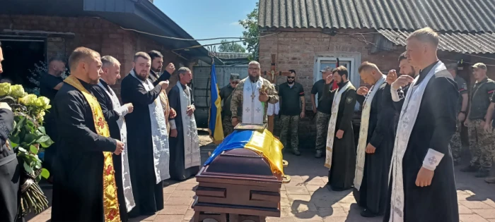 У Воротнові поховали військового Миколу Генелюка