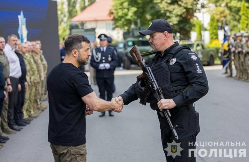 Зеленський присвоїв головному поліцейському Запорізької області спеціальне звання