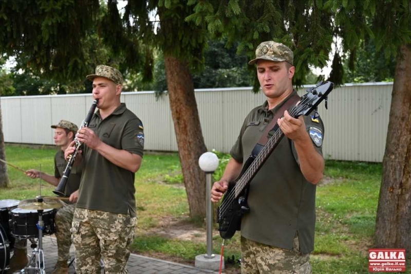 Як у музеї 10-ї бригади “Едельвейс” бережуть памʼять про бойові подвиги своїх побратимів (ФОТОРЕПОРТАЖ)