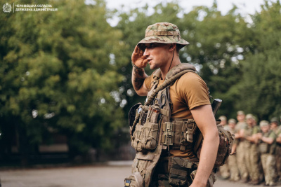 На рідну Буковину із передової повернулися прикордонники - фото