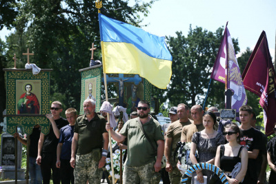 Скорботний день. На Буковині попрощалися з військовиком, який загинув ще в березні