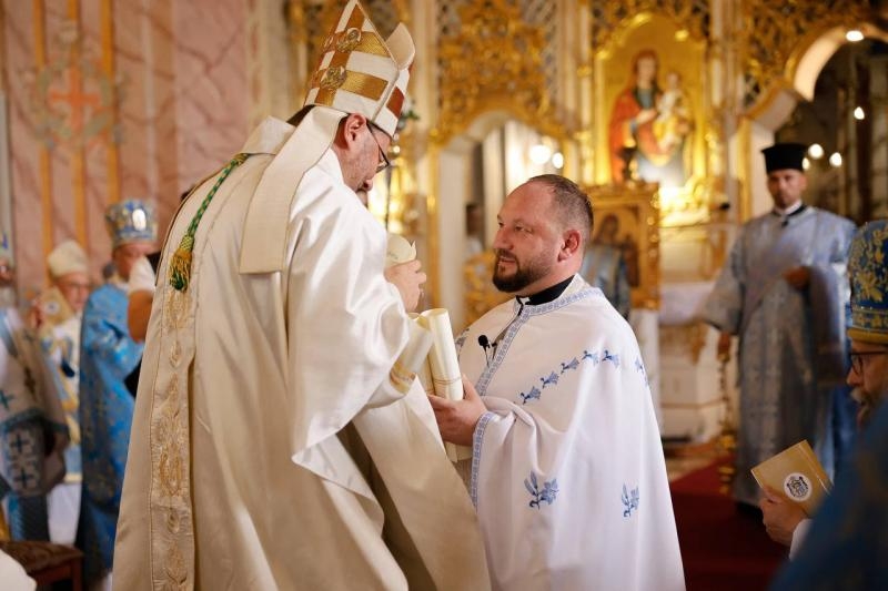 В Ужгороді відбулися хіротонія та інтронізація єпископа-ординарія Мукачівської греко-католицької єпархії владики Теодора