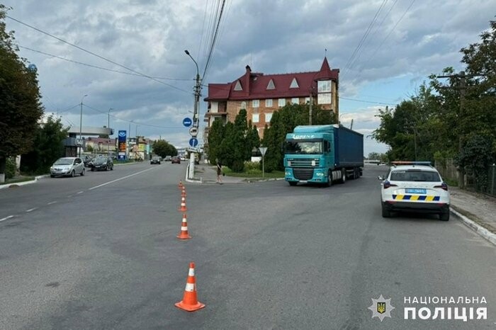 У Старокостянтинові в ДТП травмувалась пенсіонерка