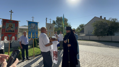 На Буковині освятили новозбудований храм ПЦУ - фото та відео