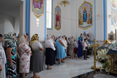 На Буковині освятили новозбудований храм ПЦУ - фото та відео