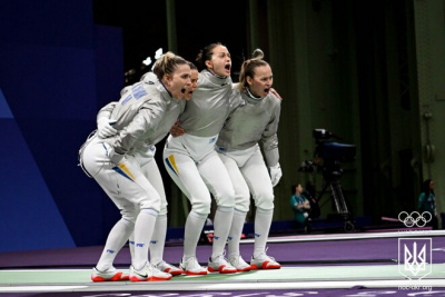 Перше золото для України: шаблістки з буковинкою у складі стали чемпіонками Олімпіади-2024