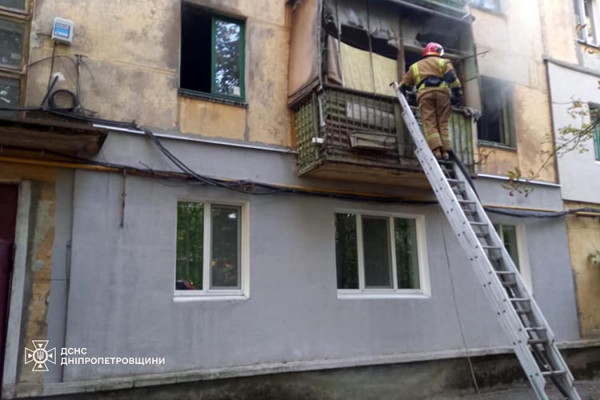 Під час пожежі на Дніпропетровщині врятували трьох людей