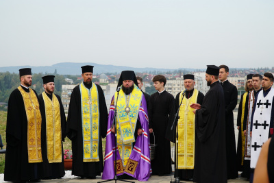 У Чернівцях відбулося освячення алеї Слави – фото