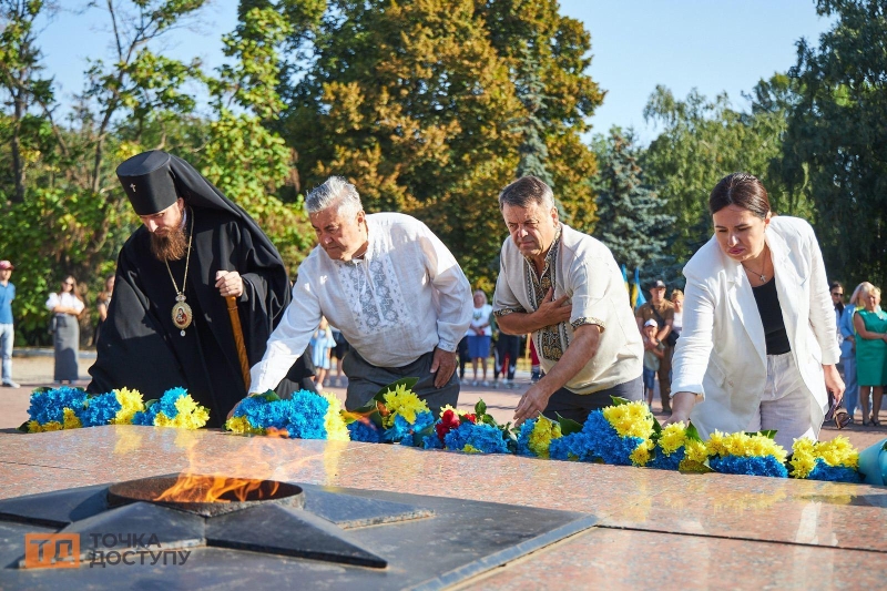 У Кропивницькому відбулись урочистості з нагоди Дня прапора (ФОТОРЕПОРТАЖ)