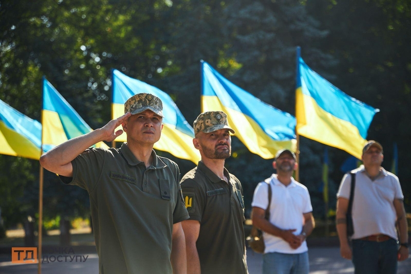 У Кропивницькому відбулись урочистості з нагоди Дня прапора (ФОТОРЕПОРТАЖ)