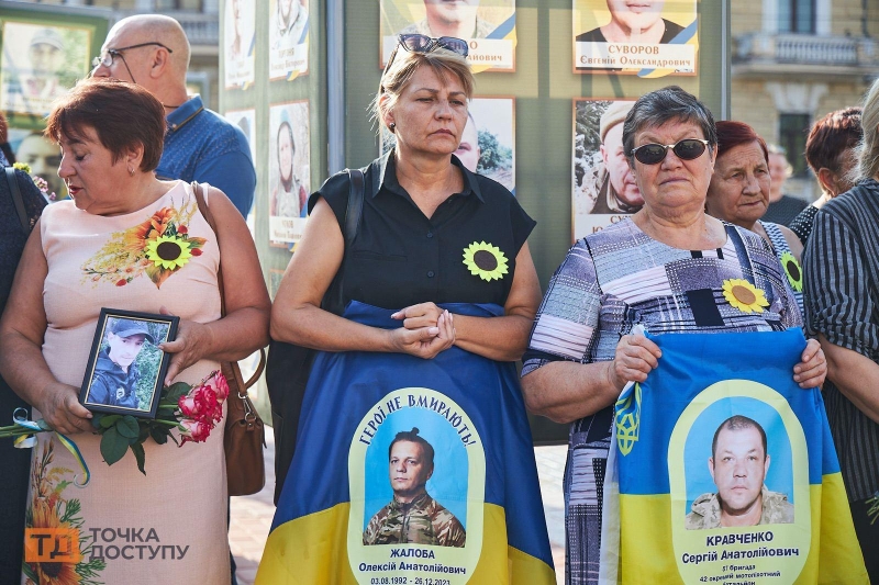 У Кропивницькому відзначили День пам’яті захисників України (ФОТОРЕПОРТАЖ)