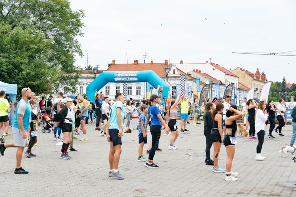 В Ужгороді сьогодні провели благодійний забіг на підтримку підрозділів Повітряних сил ЗСУ