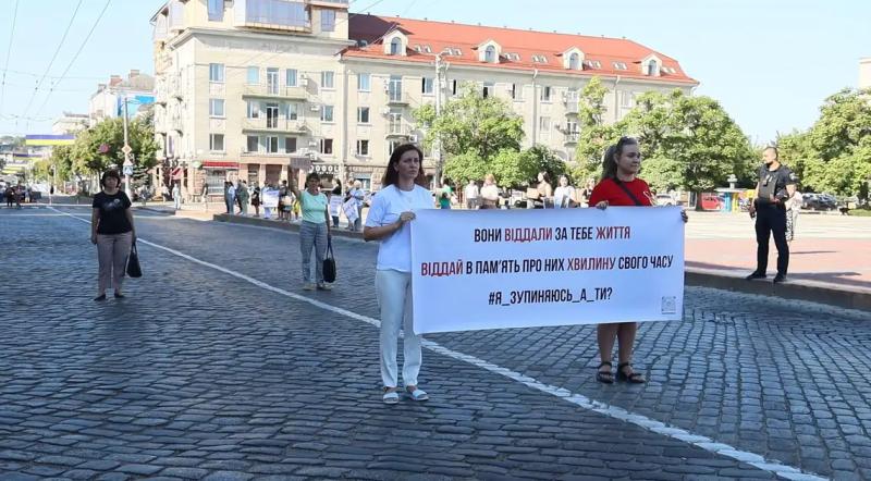 Вшанування пам'яті загиблих: у Кропивницькому щоранку зупинятимуть рух центральною вулицею