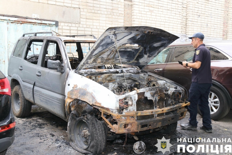 Мешканця Запоріжжя затримали за підпали автівок військових на Херсонщині