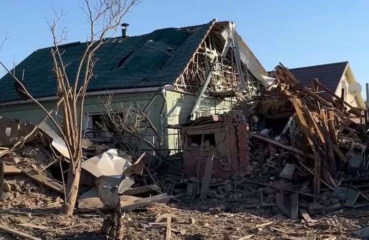 У Полтаві комунальники працюють над ліквідацією наслідків ворожого удару 7-го вересня