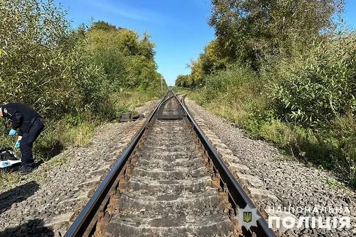 У Тернополі потяг збив чоловіка