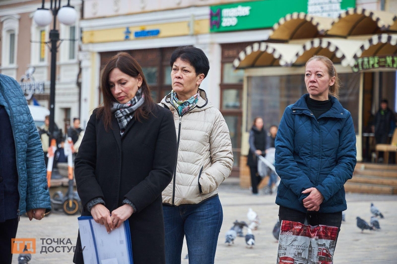 У центрі Кропивницького попрощалися з 27-річним молодшим сержантом Олексієм Назарчуком (ФОТОРЕПОРТАЖ)