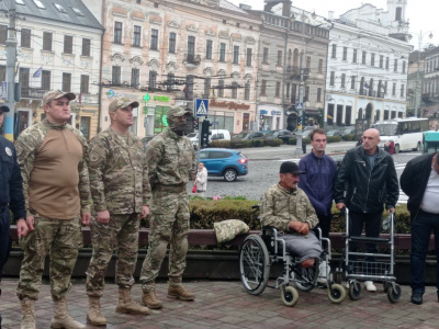 У Чернівцях відзначили День захисників та захисниць - фото