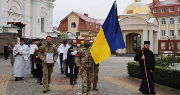 Луцька громада поховала двох своїх захисників