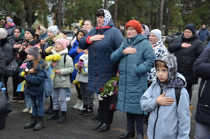 У Березках-Чечельницьких на Вінниччині зустріли Героя, який повернувся з полону. ФОТО/ВІДЕО