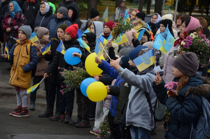 У Березках-Чечельницьких на Вінниччині зустріли Героя, який повернувся з полону. ФОТО/ВІДЕО