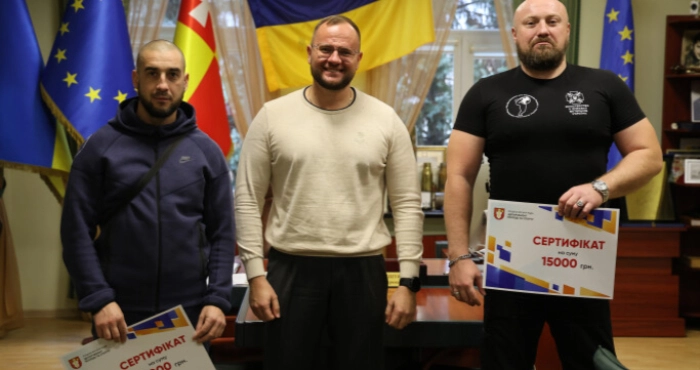 У Луцьку ветеранам, які привезли шість медалей зі змагань Strong Spirit’s Games, вручили грошові сертифікати