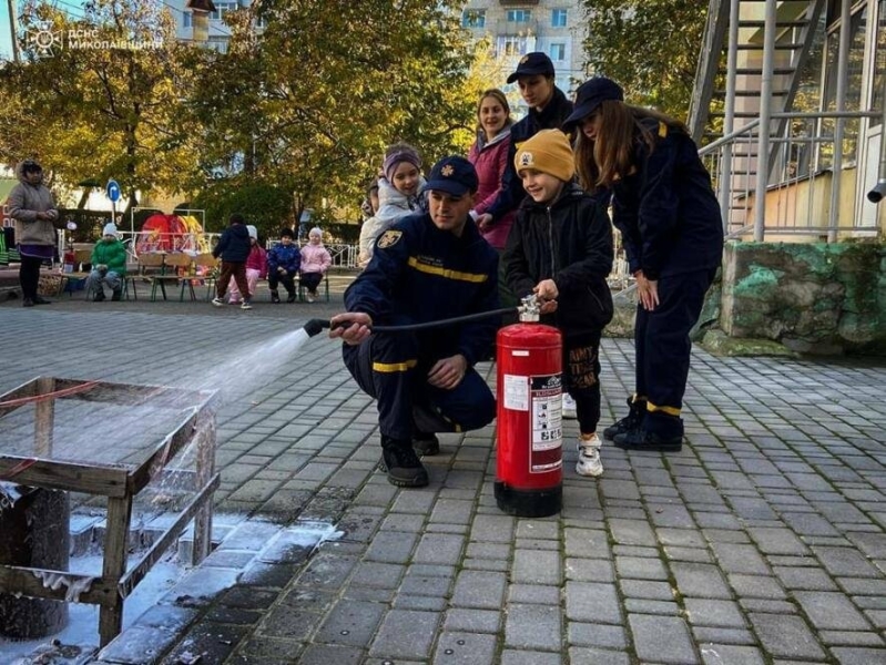 У Миколаєві ДСНС запрошує дітей до секції з пожежно-прикладного спорту