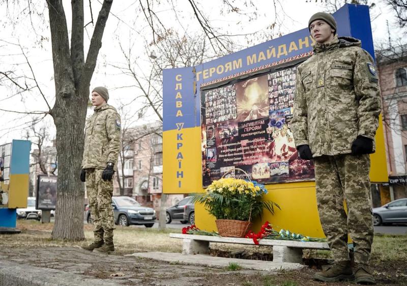 У Полтаві вшанували пам’ять Героїв Небесної Сотні та загиблих воїнів АТО