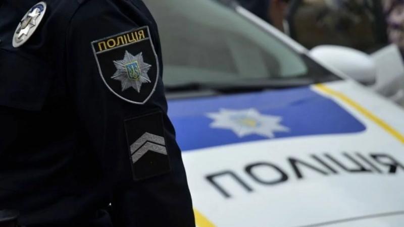 У Вінницьких Хуторах чоловік погрожував підірвати гранату в будинку