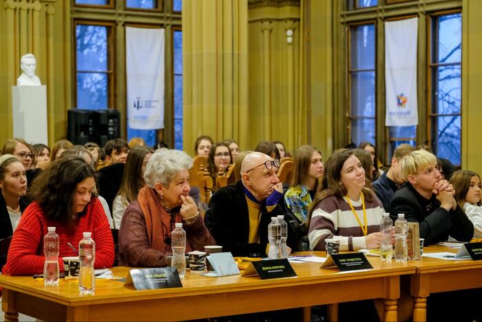 Визначено переможців освітньої Премії імені Павла Тичини