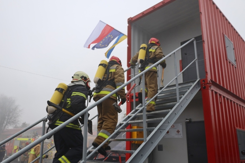 В Україні відкрили унікальний багатомодульний тренажер для рятувальників