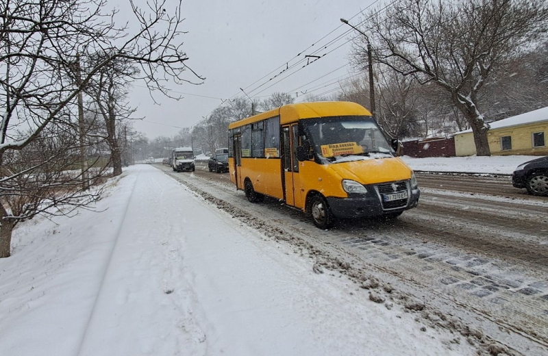 Практика тіньових поборів з маршруток Полтави триває — плата стартує від 10 тис. грн щомісяця