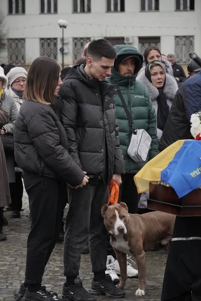 Сьогодні Ужгород попрощався із 46-річним захисником, стрільцем Ігорем Урумбаєвим