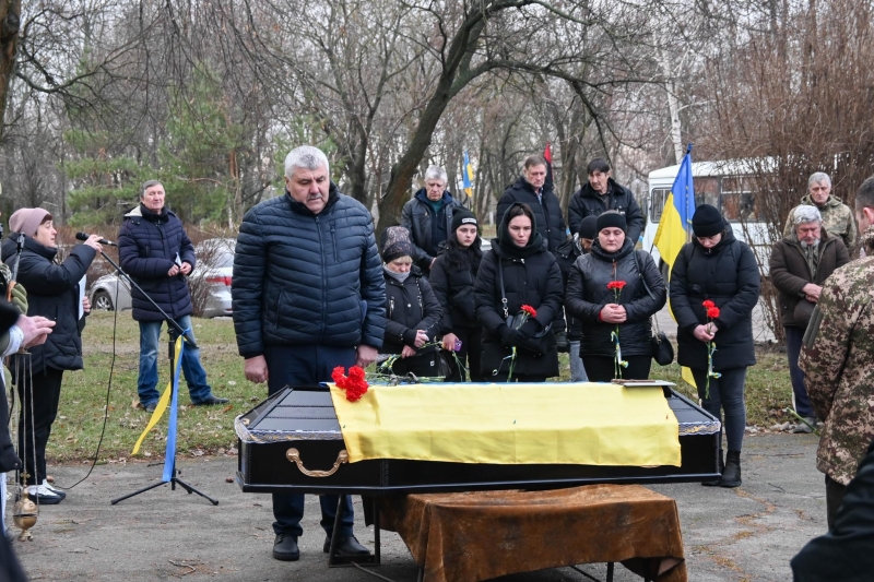 У громаді на Кіровоградщині попрощалися з загиблим захисником