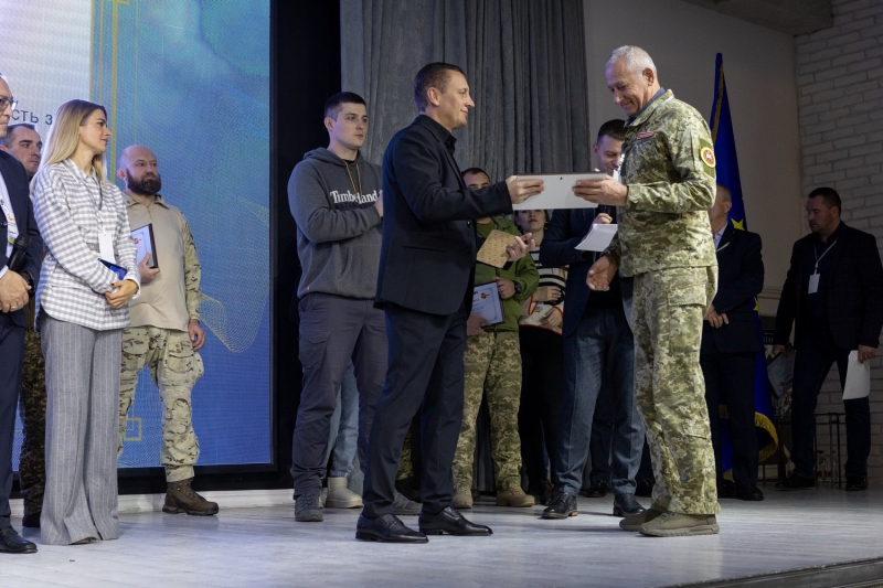 “Вінничани” придбали і передали на фронт техніки та обладнання на 8 мільйонів гривень