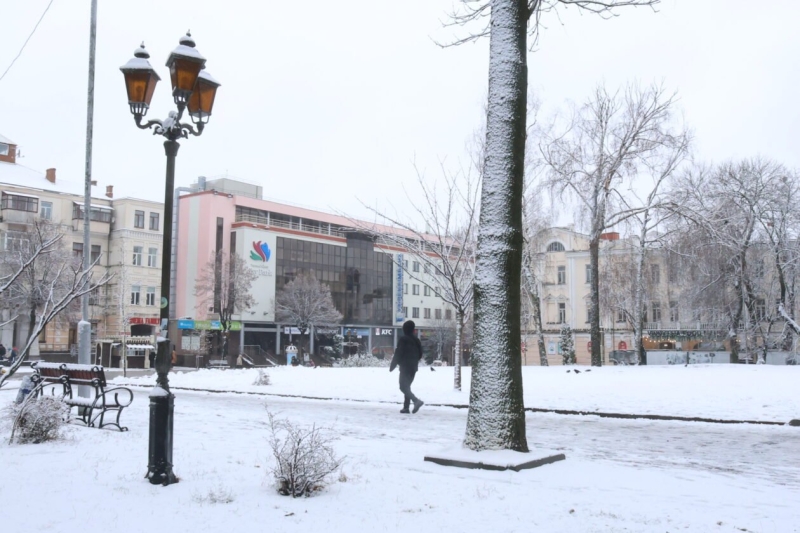 Вінницю засніжило. Фоторепортаж