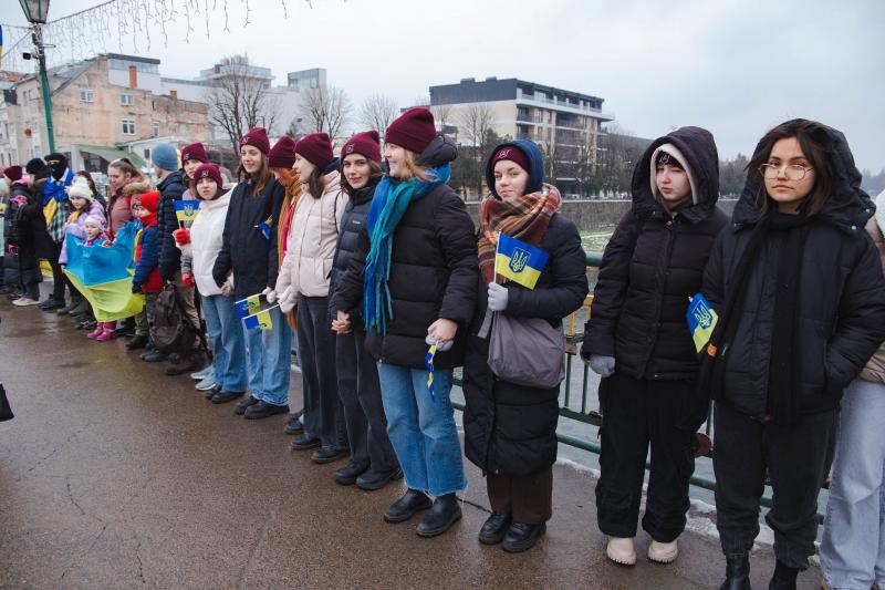 Береги річки Уж сьогодні, у День Соборності України, з’єднав «Живий ланцюг»