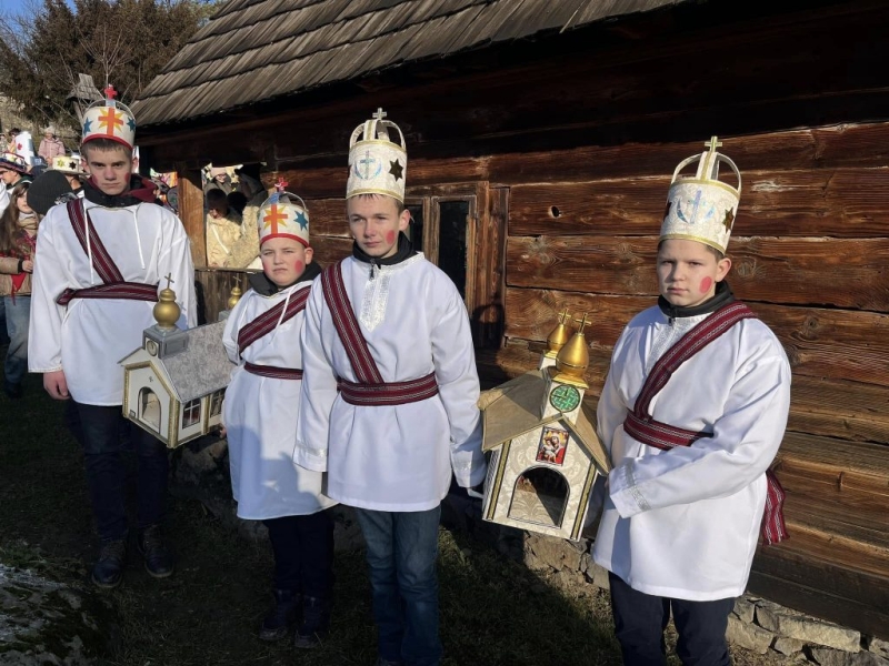 "Коляди в старому селі": в Ужгороді відбувся різдвяний фестиваль