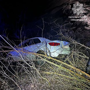 У Сумах вночі п’яний водій перекинувся на авто